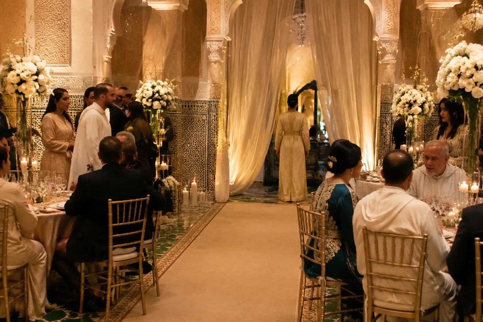 Wedding reception flow with private caftan preparation and coordinated guest transition